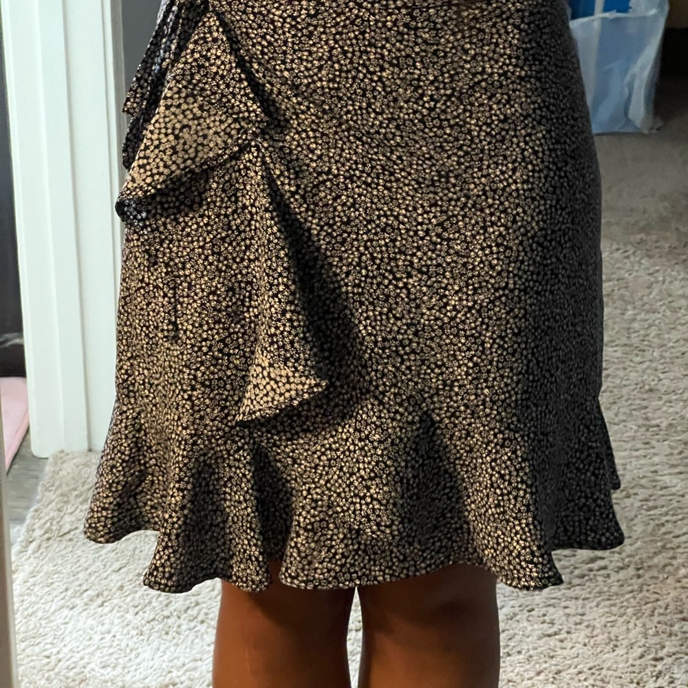 LOFT Black and White Floral Mini Skirt